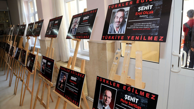 Sivas'ta 15 Temmuz Şehitleri fotoğraf sergisi açıldı