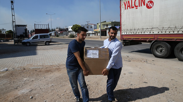 Suriye'ye un ve bayramlık yardımı