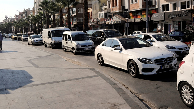 Tatilcilerin dönüşü sürüyor