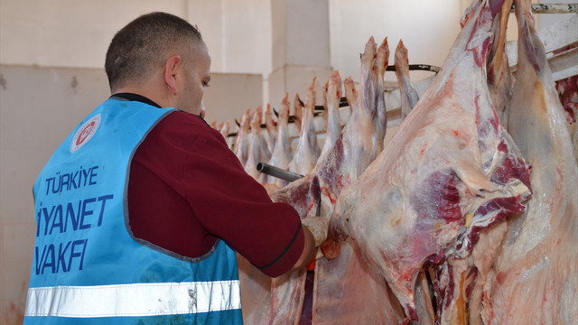 TDV, terör mağdurlarına kurban eti dağıttı