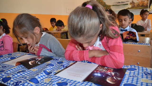 Terör mağduru öğrenciler ders başı yaptı