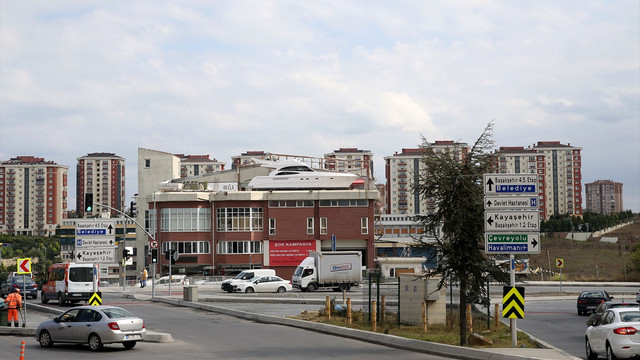 Tersanede değil, terasta yaptı