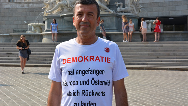 Türk doktordan Avrupa'ya demokrasi tepkisi