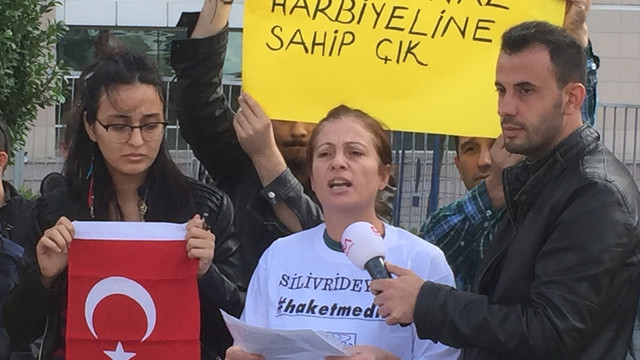 Tutuklu Hava Harp Okulu öğrencilerinin ailelerinden eylem