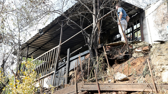 Ümraniyede yangın çıktı