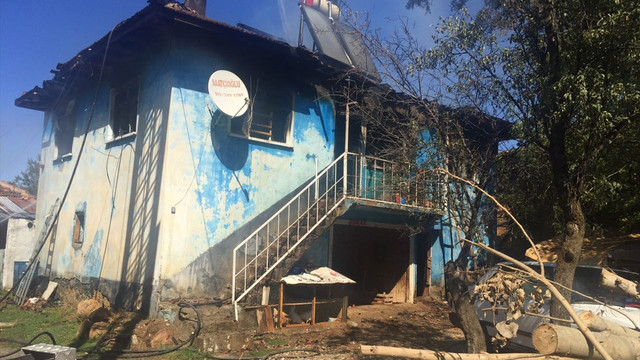 Uşak'ta yangın: 1 ölü