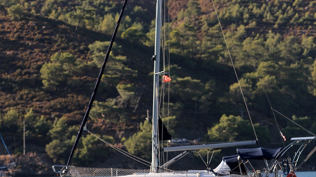 Yardıma muhtaç çocuklar için 25 gün kürek çektiler