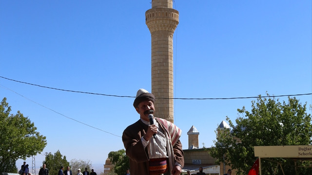 Yunus Emre anıt mezarı başında anıldı