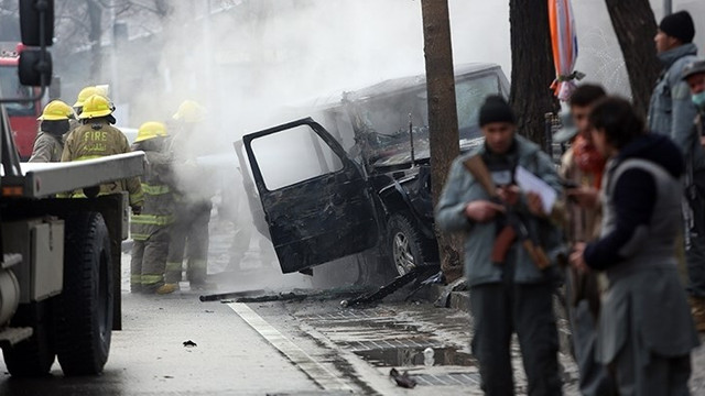 Afganistanda bombalı saldırı: 7 ölü