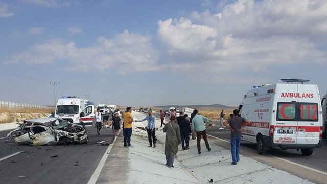 Meydana gelen trafik kazası sonucunda Kahramanmaraşta 1 kişi hayatını kaybederken 5 kişi yaralandı