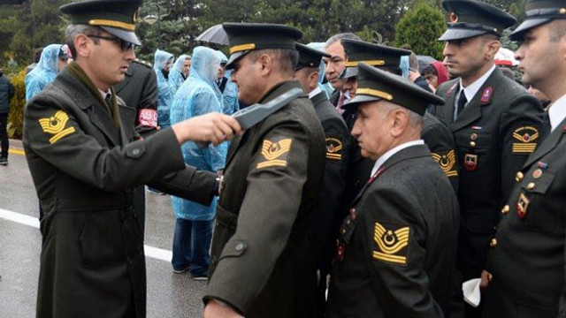 Ankara Anıtkabirde yoğun güvenlik önlemi! Askerler dahil herkes tek tek arandı!