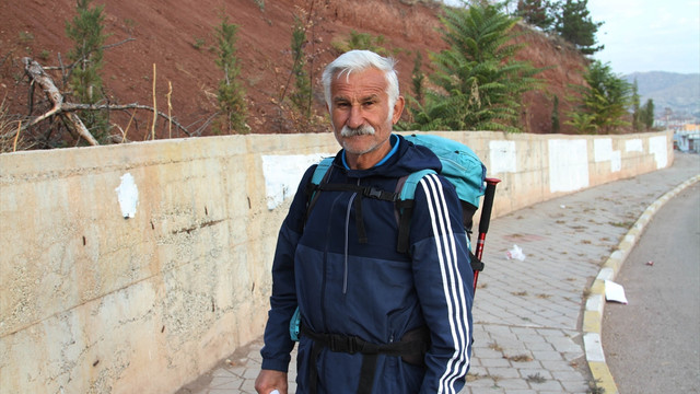 71 yaşındaki doğa yürüyüşçüsünün Cumhuriyet yolculuğu