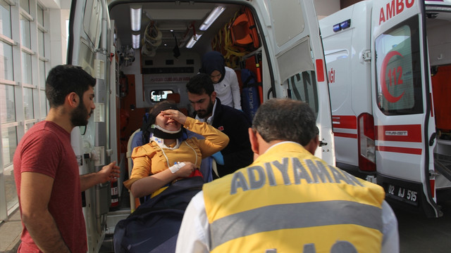 Adıyaman'da otomobil devrildi: 5 yaralı