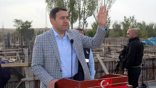 - Ağrı Valisi Işın: