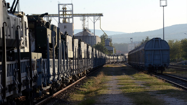 Askeri birliklerin şehir dışına taşınması