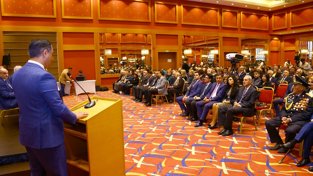 Azerbaycan'ın bağımsızlığının 25. yıl dönümü