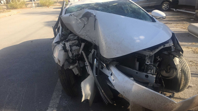 Binbaşı ve 2 astsubay trafik kazasında yaralandı