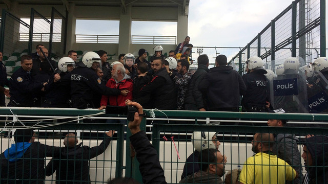 Bursa'da amatör maçta gerginlik