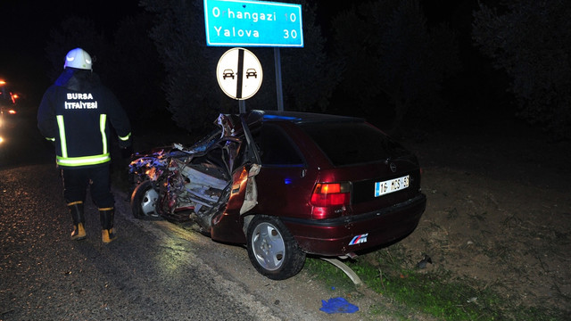 Bursa'da trafik kazası: 2 ölü, 4 yaralı