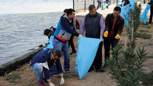 Çanakkale'de kıyı temizliği etkinliği