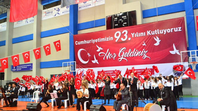 Cumhuriyet 93 yaşında