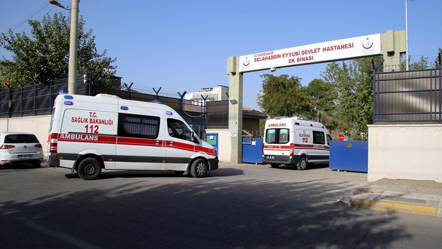 Diyarbakır'da askeri üsse terör saldırısı: 1 şehit, 6 yaralı