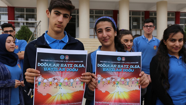 Doğular Batı olsa, Batılar Doğu projesi