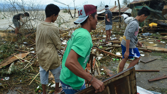 Filipinler'de tayfun: 5 ölü