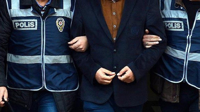 Sahte FBI kimliği bulunan FETÖ zanlısı gözaltına alındı