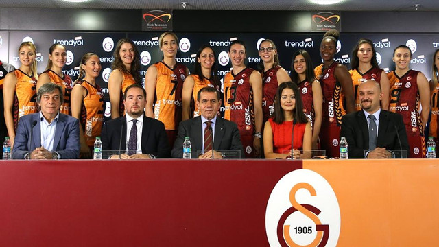 Trendyol ile Galatasaray Kadın Voleybol Takımı sponsorluk sözleşmesi imzaladı