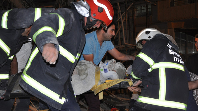 Gaziantep'te inşaatta göçük: 2 yaralı
