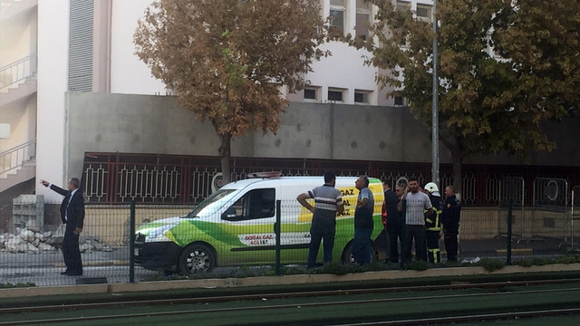 Gaziantep'te yol çalışması sırasında doğalgaz boru hattı delindi