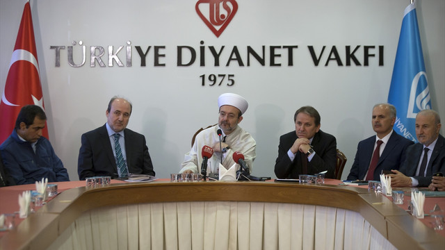 Görmez, 15 Temmuz'un sela gazileri ile buluştu