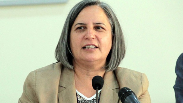 Diyarbakır Büyükşehir Belediye Başkanı Gültan Kışanak gözaltına alındı