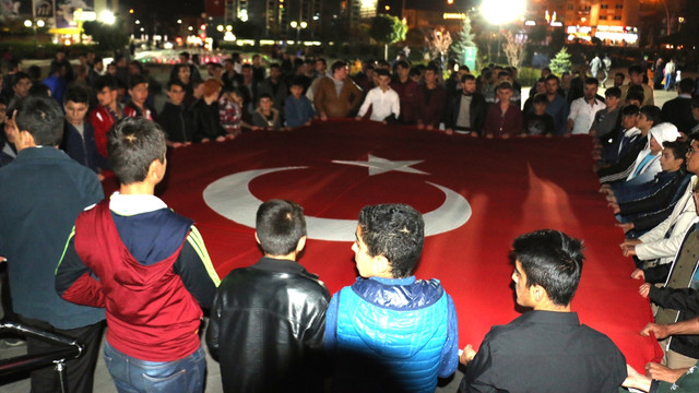 Hakkari'deki terör saldırısına tepkiler