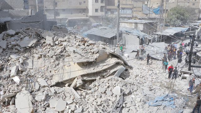 Halep'te yerleşim alanına saldırı