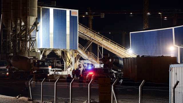 Harç karma makinesine düşen işçi öldü