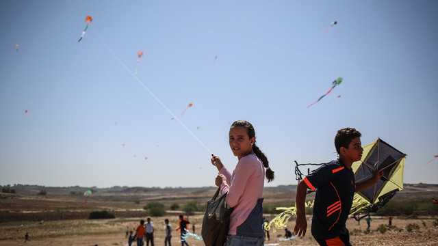 İsrail'in yardım kuruluşu yetkilisini gözaltına alması