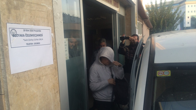 İzmir'de FETÖ/PDY operasyonu