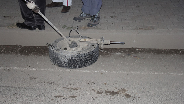 Kars'ta zincirleme trafik kazası: 1 ölü, 12 yaralı