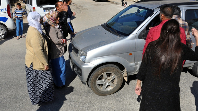 Kazaları protesto için yolu kapattılar