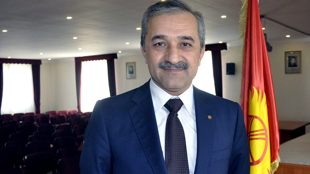 Kırgızistan'da FETÖ'nün darbe girişimi öğrencilere anlatıldı