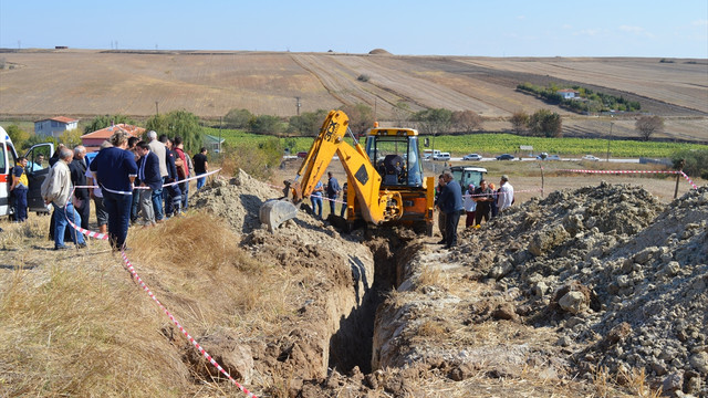 Kırklareli'nde toprak altında kalan kişi hayatını kaybetti
