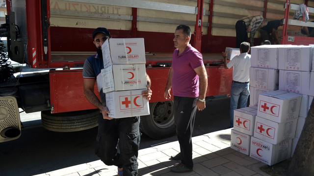 Kızılay'dan Suriyeli ailelere yardım