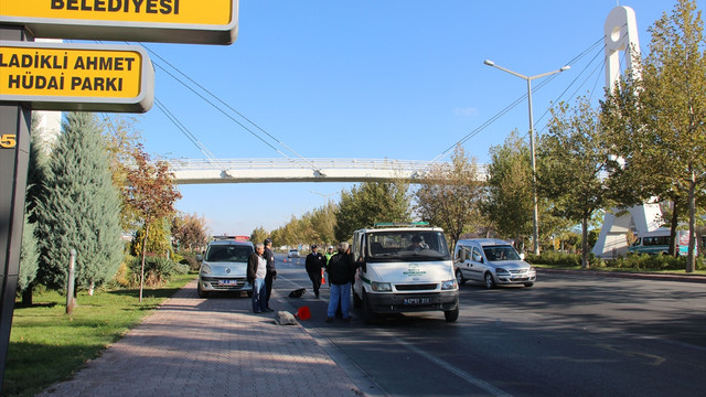 Konya'da minibüsün çarptığı 2 lise öğrencisi öldü