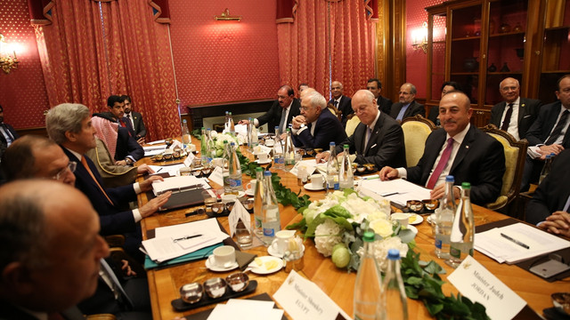 Lozan'daki Suriye toplantısı başladı