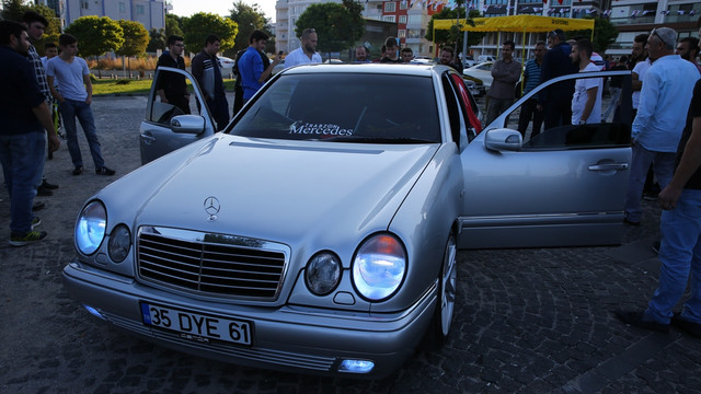 Mercedes tutkunları Samsun'da buluştu