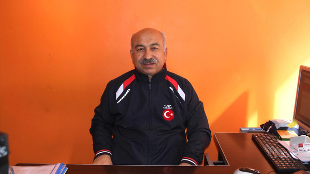 Otomobil devrildi: 2 ölü, 3 yaralı