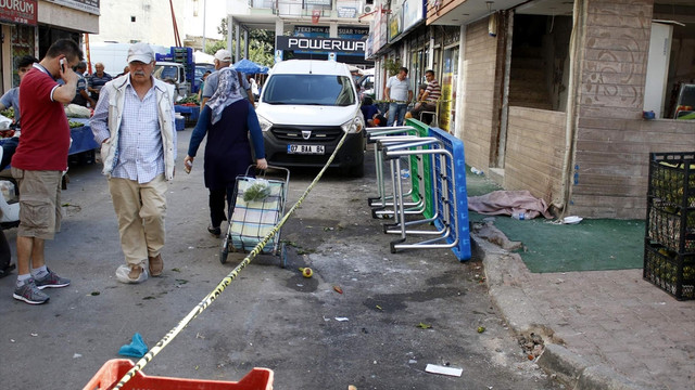 Pazarcılık yapan dayısını pompalı tüfekle öldürdü