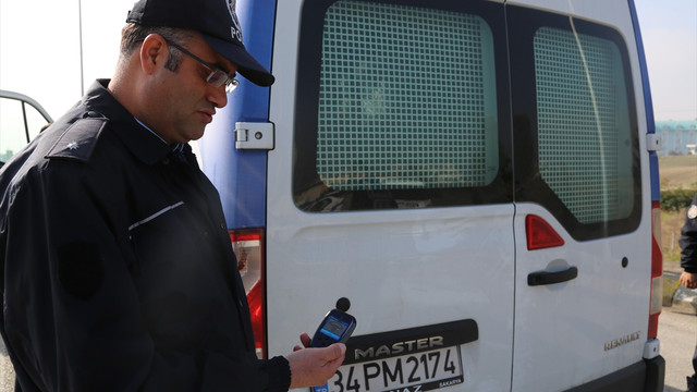 Polis asayiş uygulamasında radyasyon dedektörü kullandı